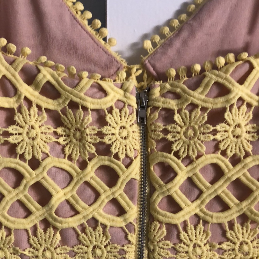 NWOT Lulus Dress - Picture 5 of 8